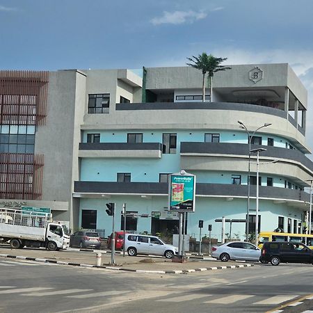 Burundi Palace Boutique Hotel Bujumbura Bagian luar foto
