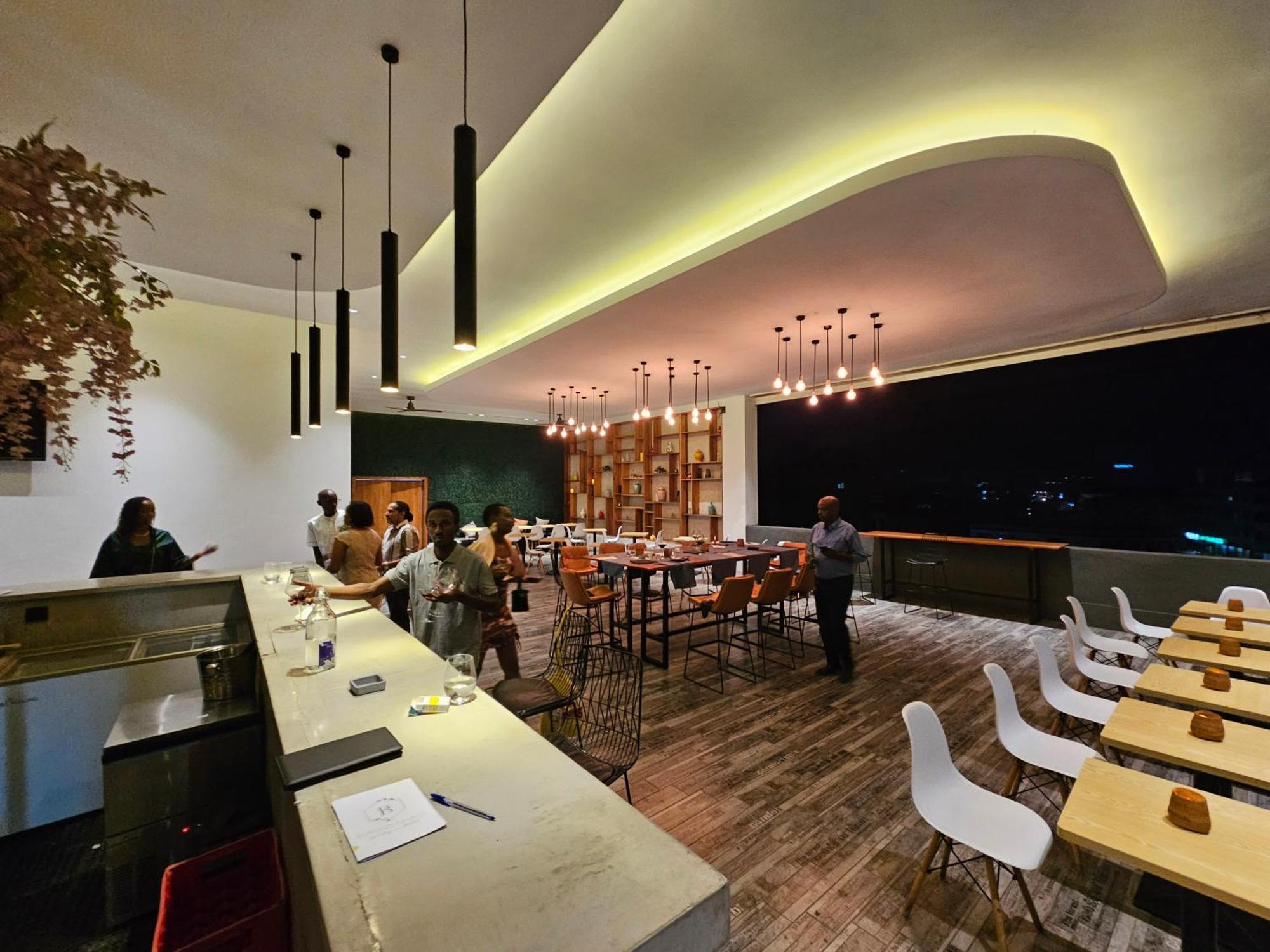 Burundi Palace Boutique Hotel Bujumbura Bagian luar foto