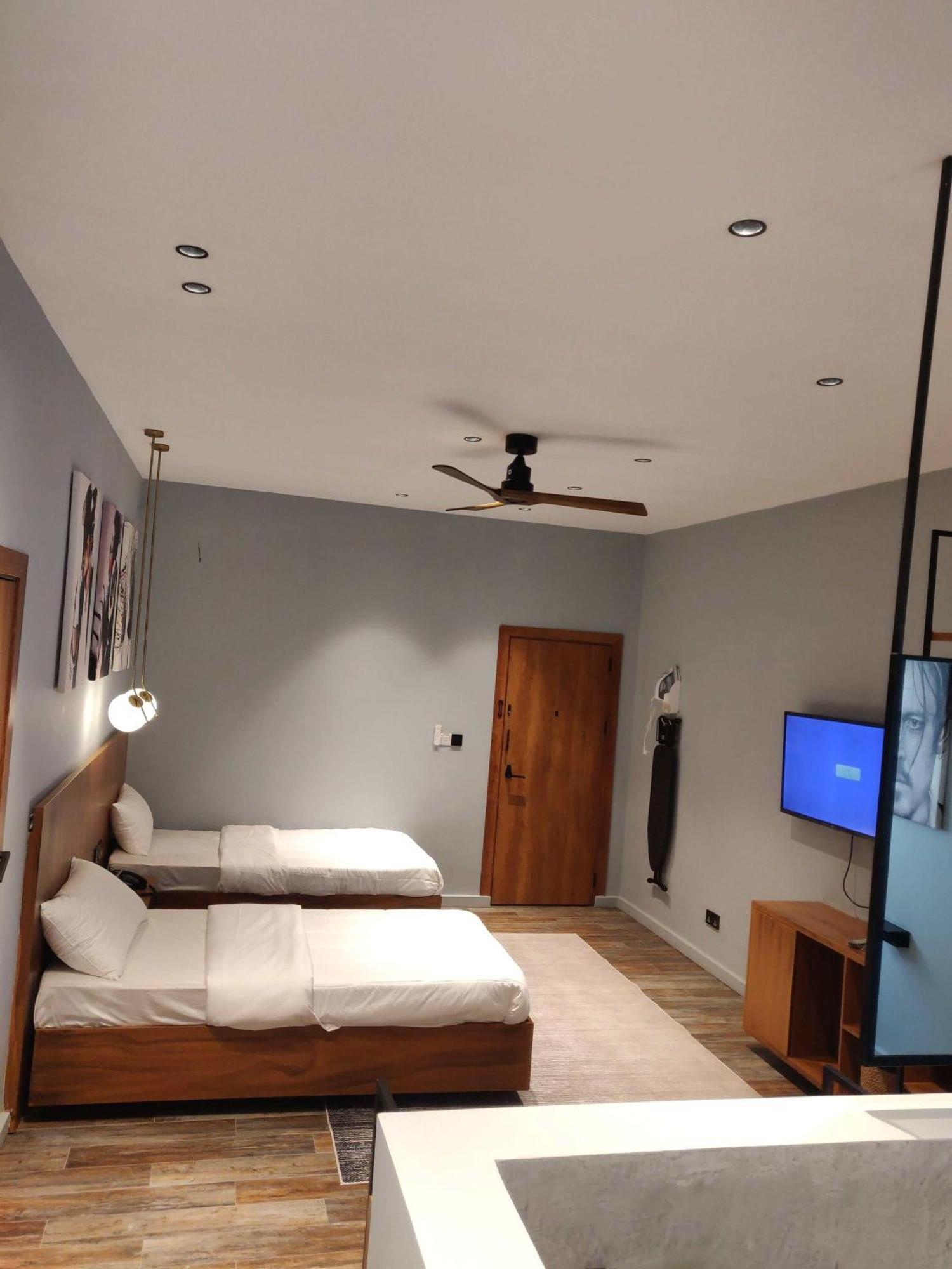 Burundi Palace Boutique Hotel Bujumbura Bagian luar foto
